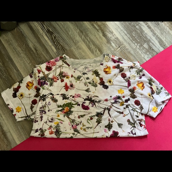 💜 🌺 Prince, Purple Rain T-shirt💜 - Picture 3 of 5